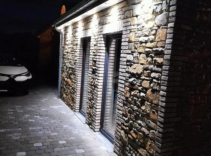 Trees Fontain Apartman *