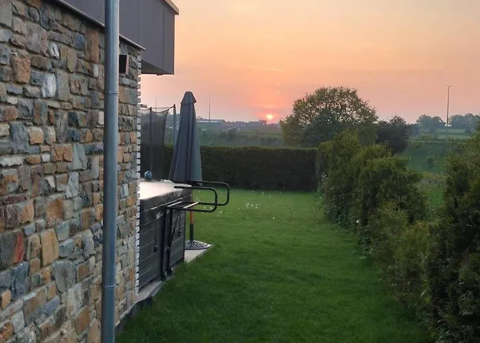 Апартаменты Trees Fontain *